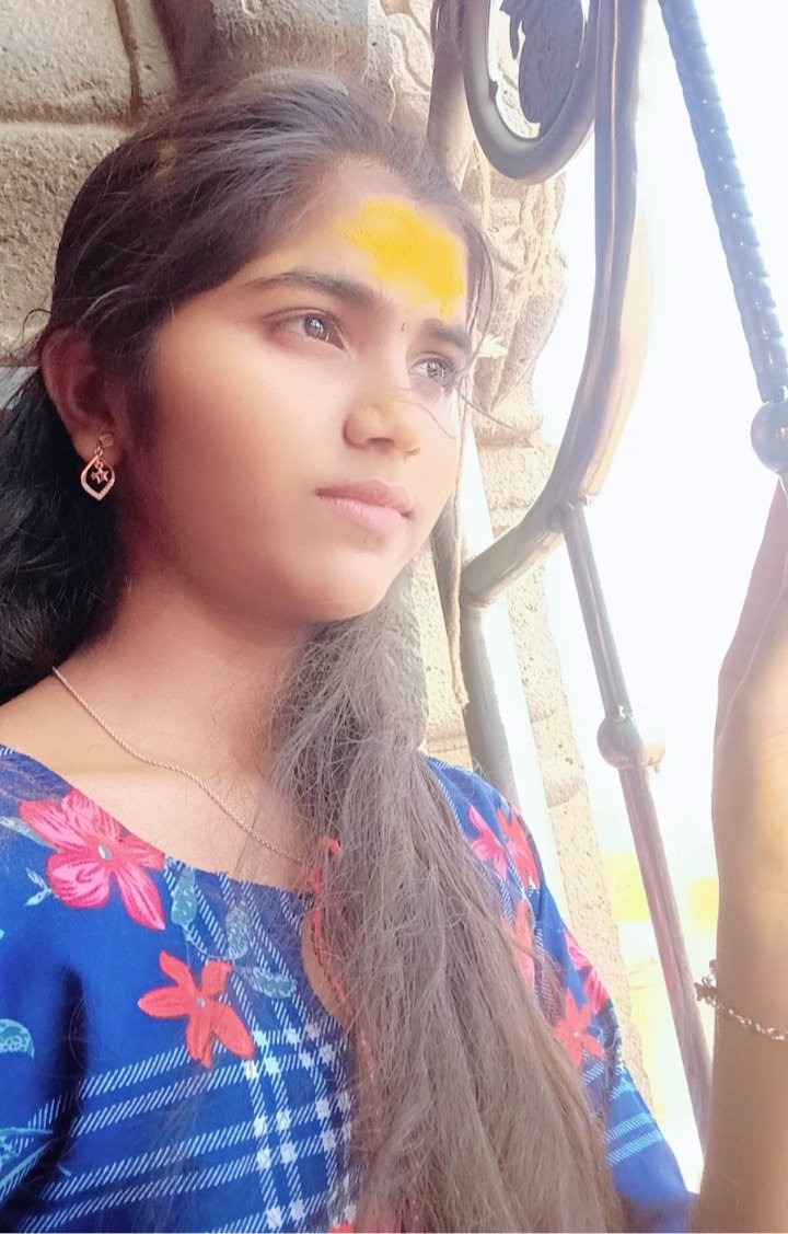 Suvarna More