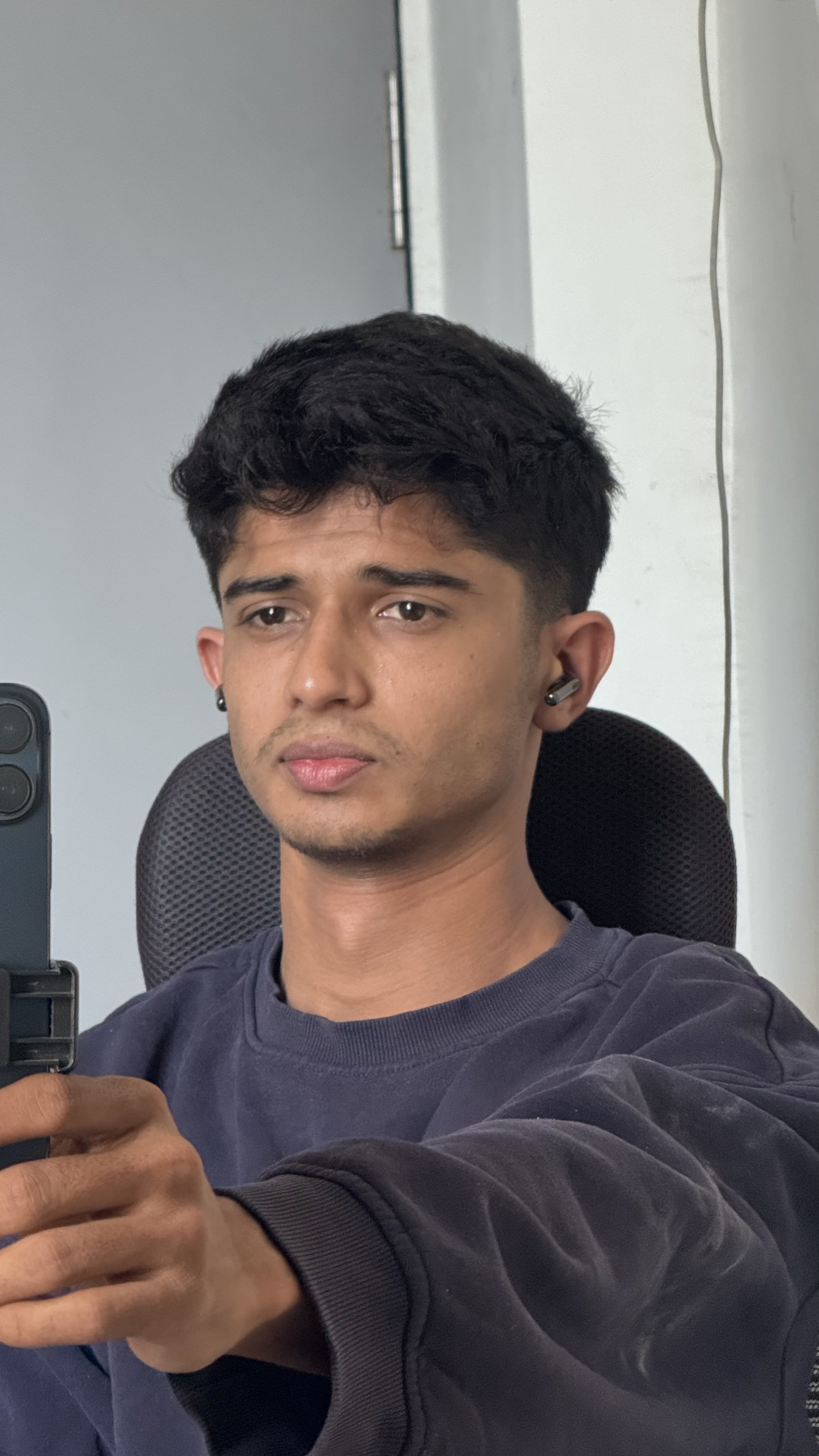Max Chavda