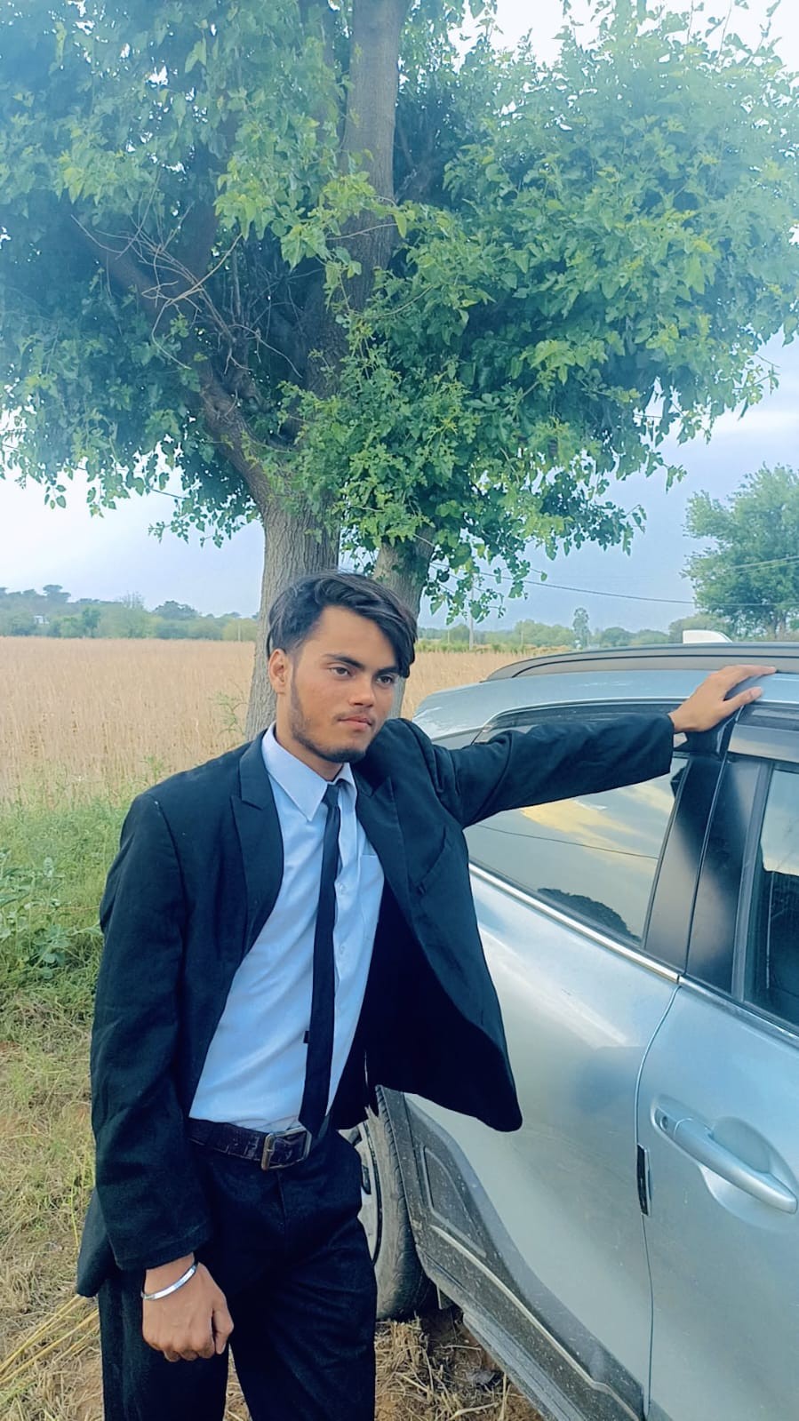 Naveen koli
